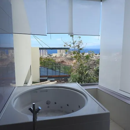 Paraiso Villa *